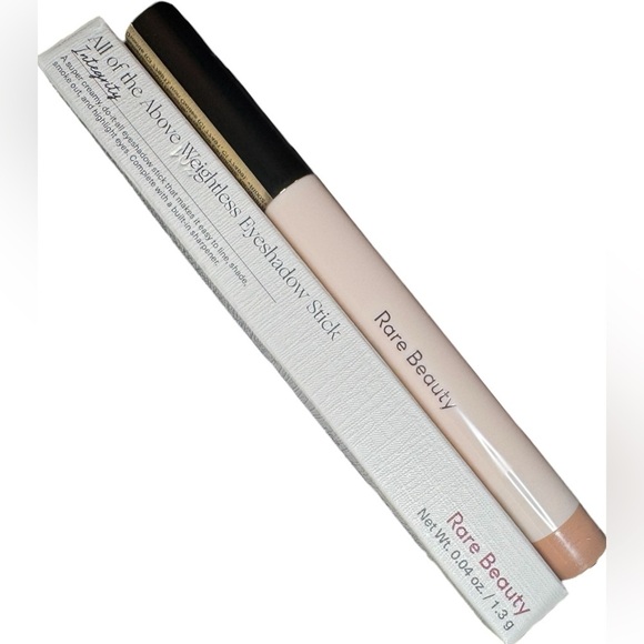 RARE Beauty Weightless Eyeshadow Stick in Integrity - Picture 5 of 16